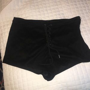 Lace up velvet shorts